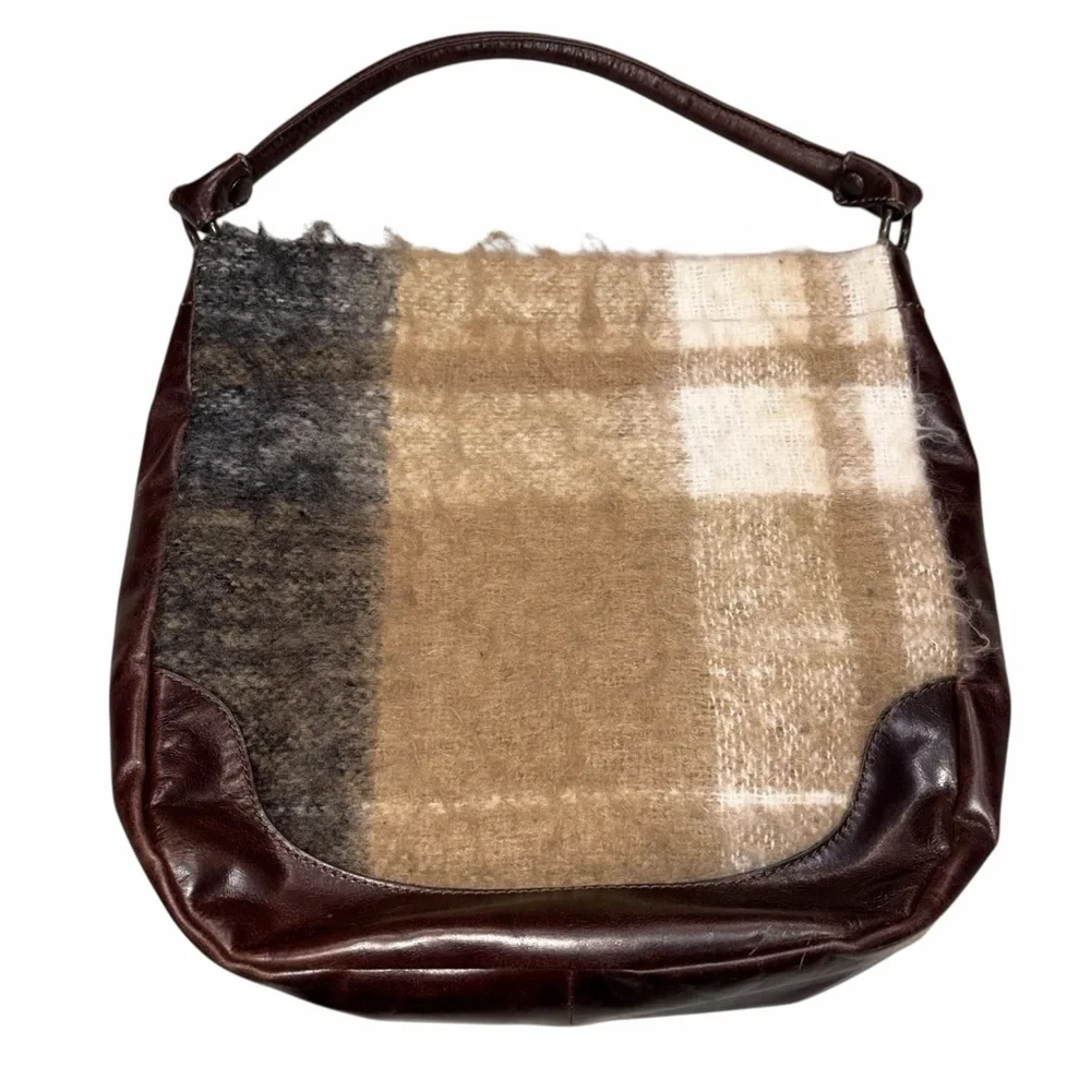 Frye Melissa Fuzzy Blanket Bucket Hobo Bag Purse Shoulder Bag Crossbody